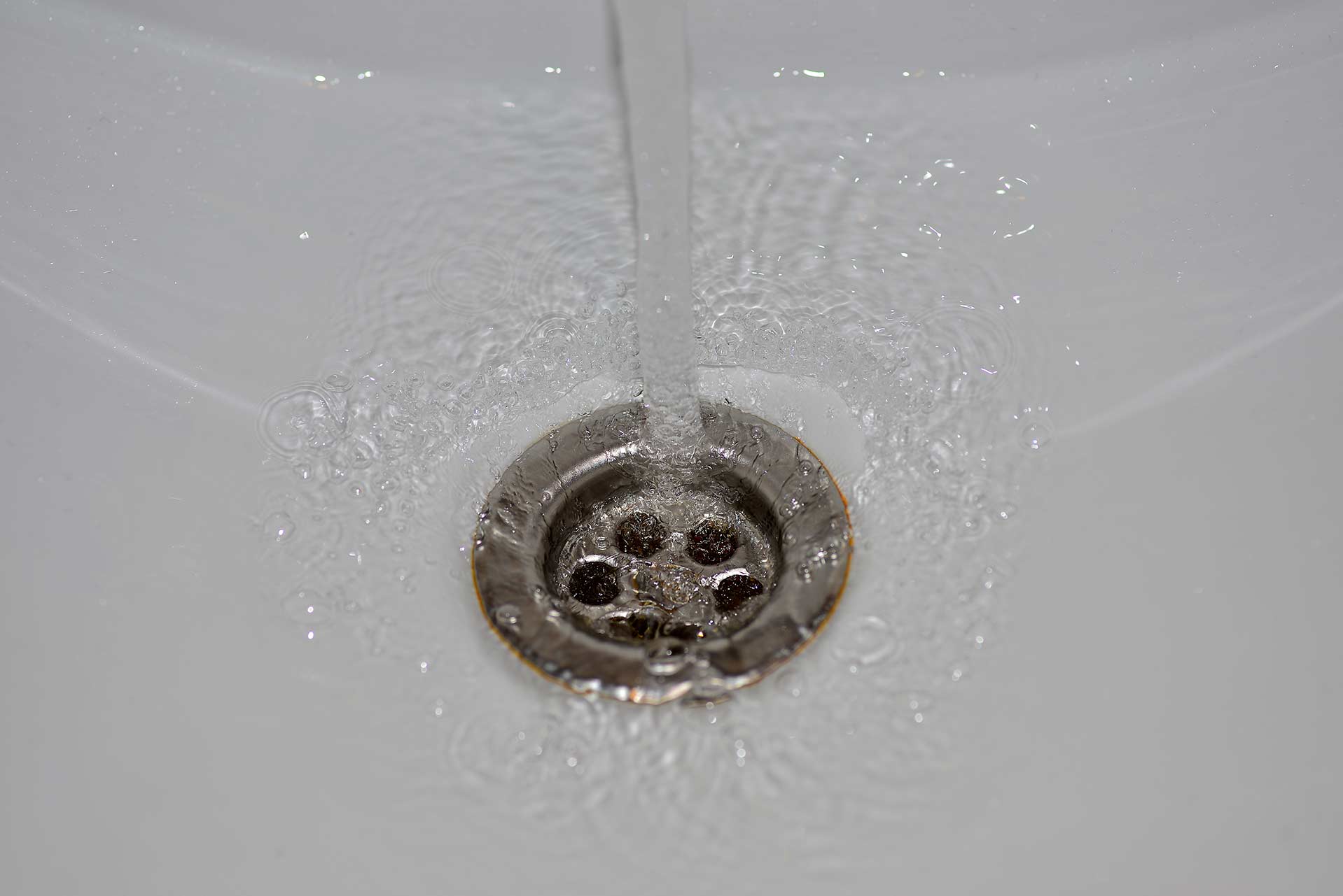 A2B Drains provides services to unblock blocked sinks and drains for properties in Ruislip.